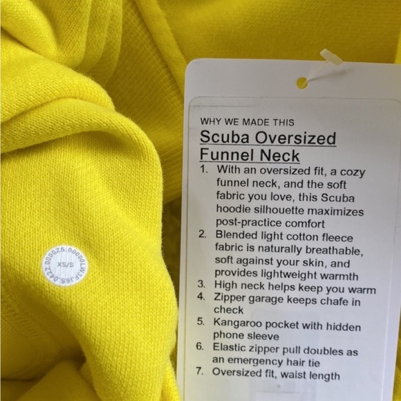 ❤️ Lululemon Scuba Funnel Half-Zip Sonic Yellow Size XS/S NWT - Picture 2 of 6